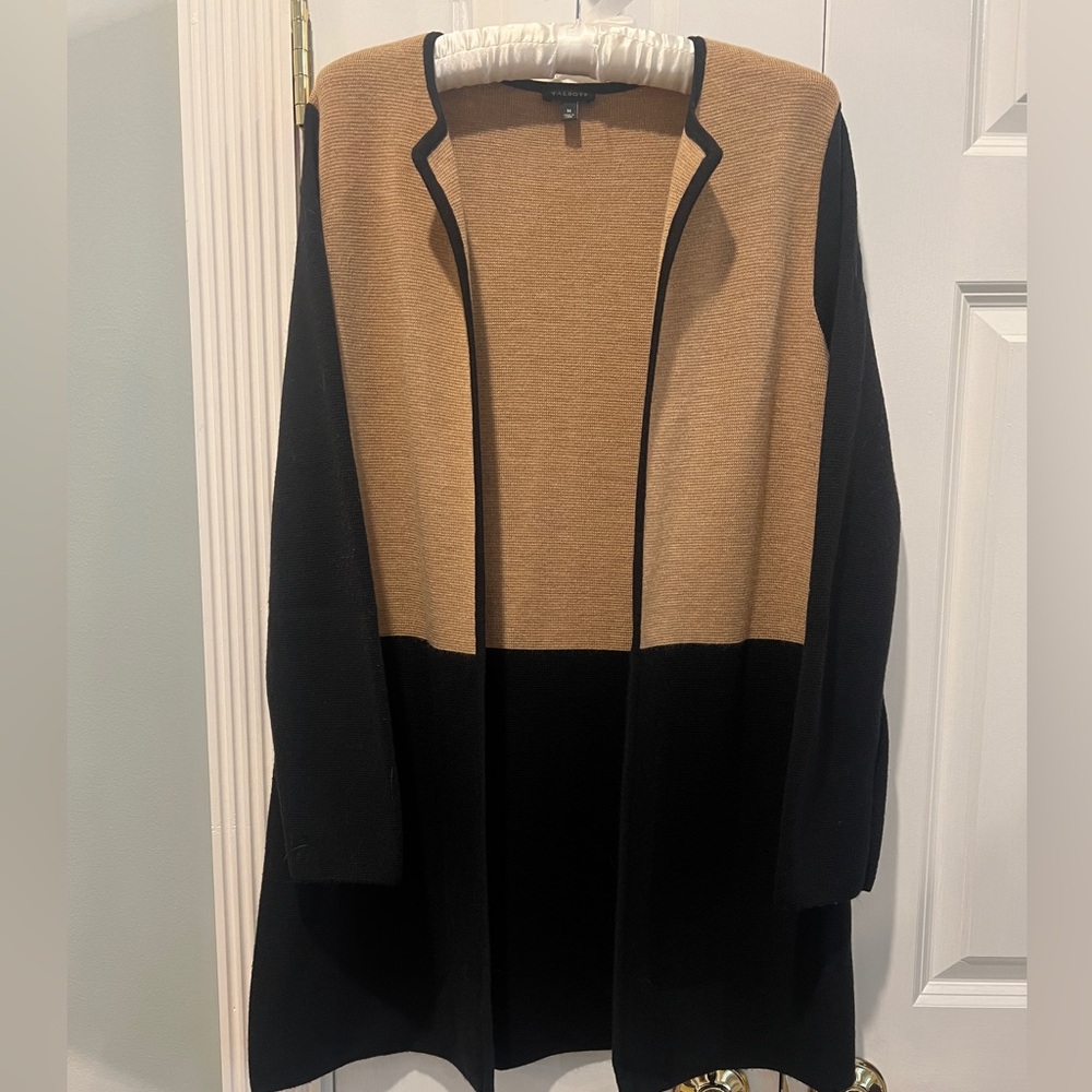 Talbots Long Sweater Tan/Black Block Size Medium 60% Merino Wool 40% Nylon